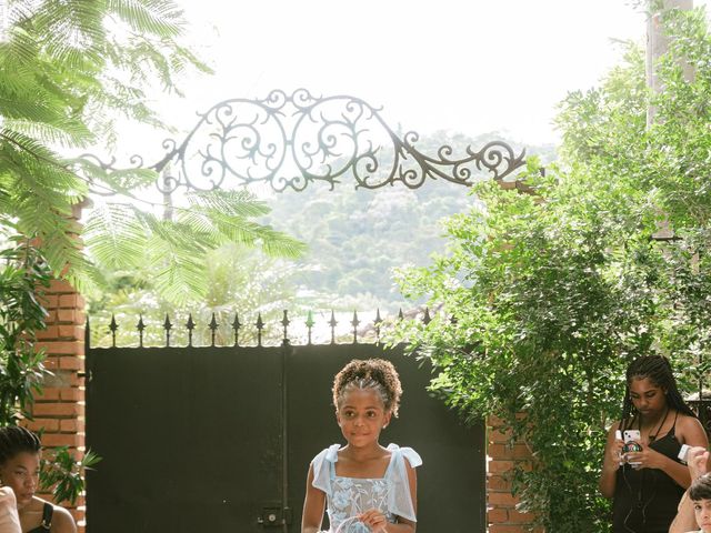 O casamento de Ives e Eduarda em Santa Cruz da Serra, Rio de Janeiro 39