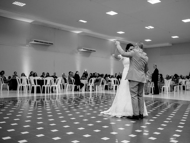 O casamento de Fausto e Elizete em Cuiabá, Mato Grosso 15