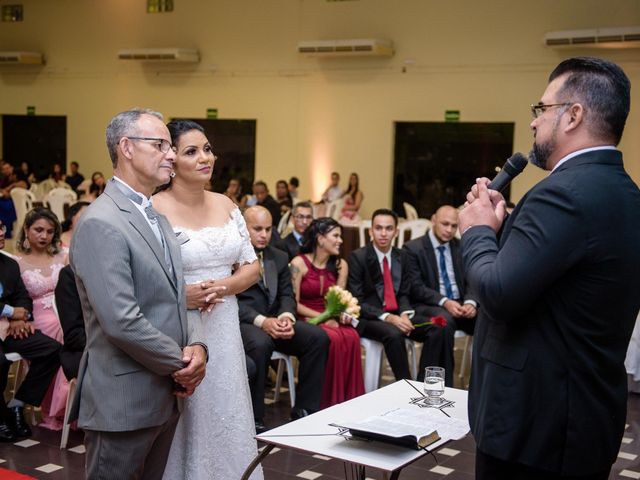 O casamento de Fausto e Elizete em Cuiabá, Mato Grosso 20