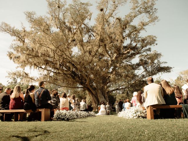 O casamento de Alexandre e Melissa em Porto Alegre, Rio Grande do Sul 13