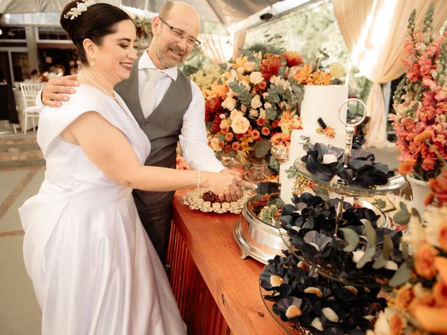 O casamento de Alexandre e Melissa em Porto Alegre, Rio Grande do Sul 22