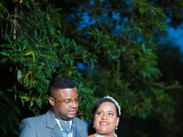 O casamento de Jeferson  e Viviane  em Embu, São Paulo 4