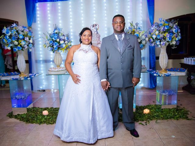 O casamento de Jeferson  e Viviane  em Embu, São Paulo 1