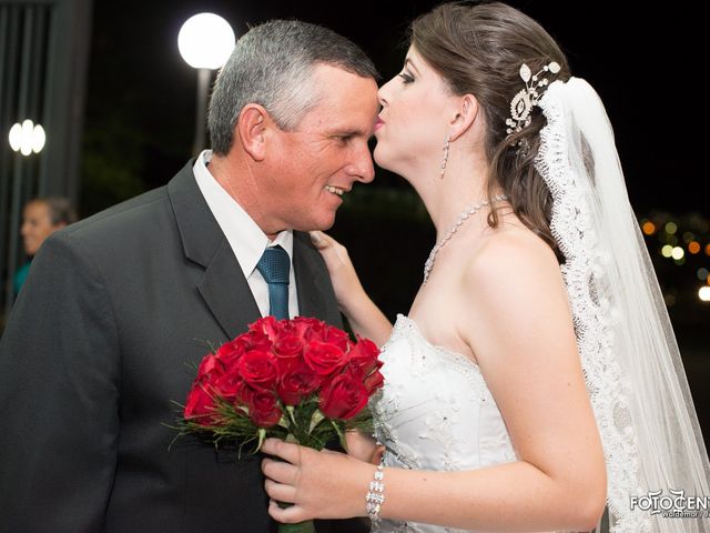 O casamento de Rafael e Angélica em São Sebastião do Paraíso, Minas Gerais 15