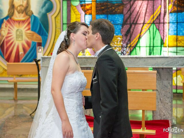 O casamento de Rafael e Angélica em São Sebastião do Paraíso, Minas Gerais 26