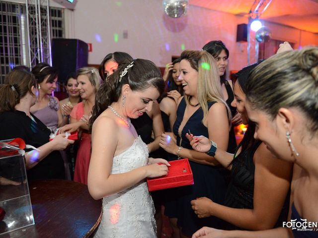 O casamento de Rafael e Angélica em São Sebastião do Paraíso, Minas Gerais 47