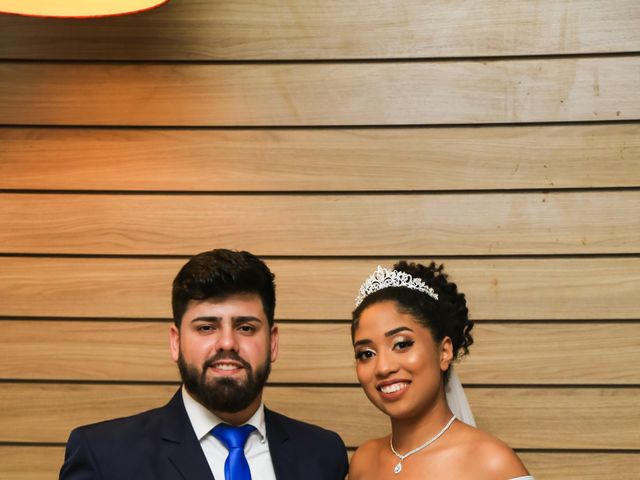 O casamento de Daniel e Gabrielle  em Porto Alegre, Rio Grande do Sul 3