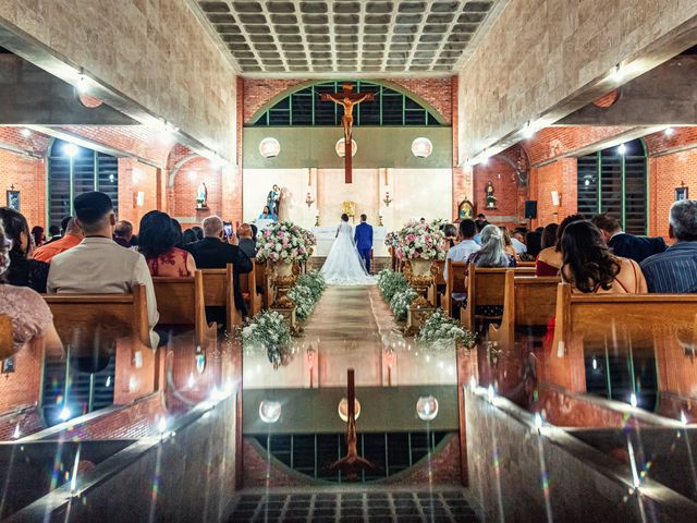 O casamento de Tiago e Adrielle em Valparaíso de Goiás, Goiás 1