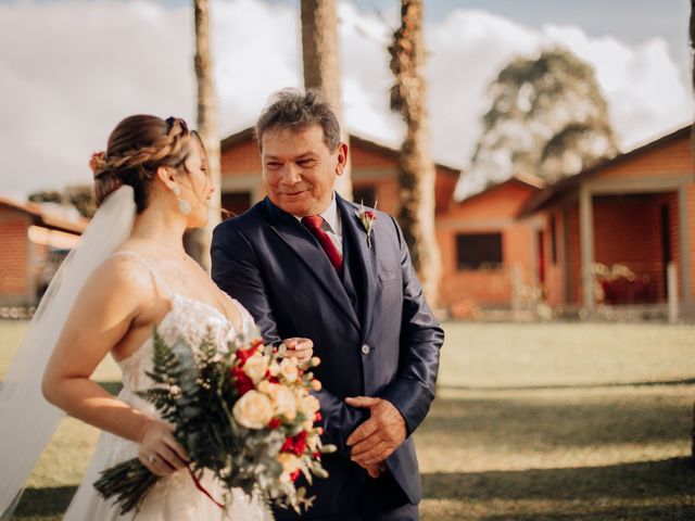 O casamento de Matheus e Barbara em Curitiba, Paraná 57