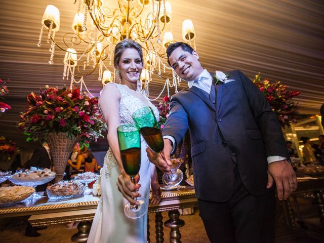 O casamento de Márcio e Josy em Belo Horizonte, Minas Gerais 32