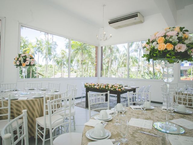 O casamento de Stênio e Priscila em Florianópolis, Santa Catarina 13