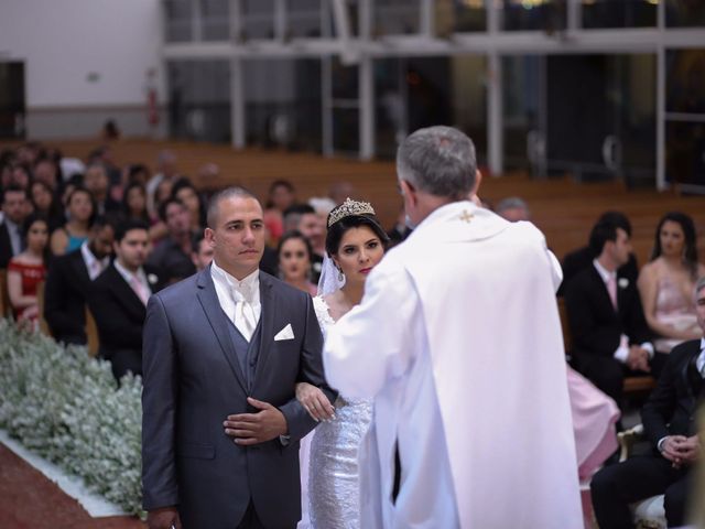 O casamento de Henrique e Thayná em Brasília, Distrito Federal 41