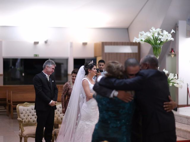 O casamento de Henrique e Thayná em Brasília, Distrito Federal 43
