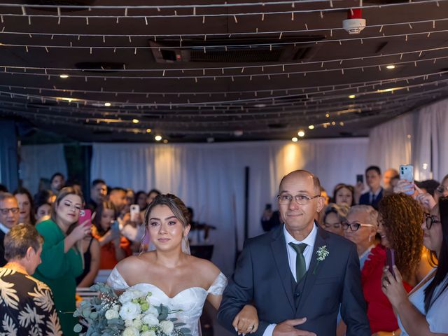 O casamento de Eduardo e Laura em Itapema, Santa Catarina 35