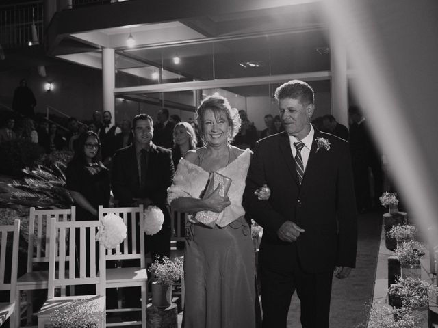 O casamento de Rodrigo e Fernanda em Novo Hamburgo, Rio Grande do Sul 34