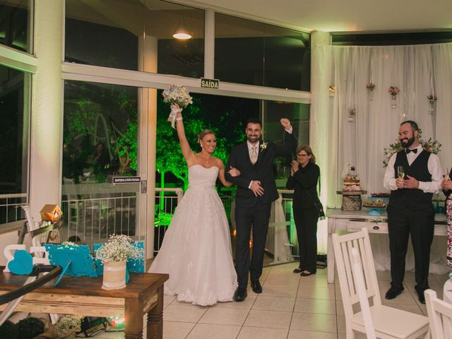 O casamento de Rodrigo e Fernanda em Novo Hamburgo, Rio Grande do Sul 58
