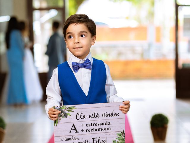 O casamento de Lucas e Thabata em Santo Amaro da Imperatriz, Santa Catarina 10