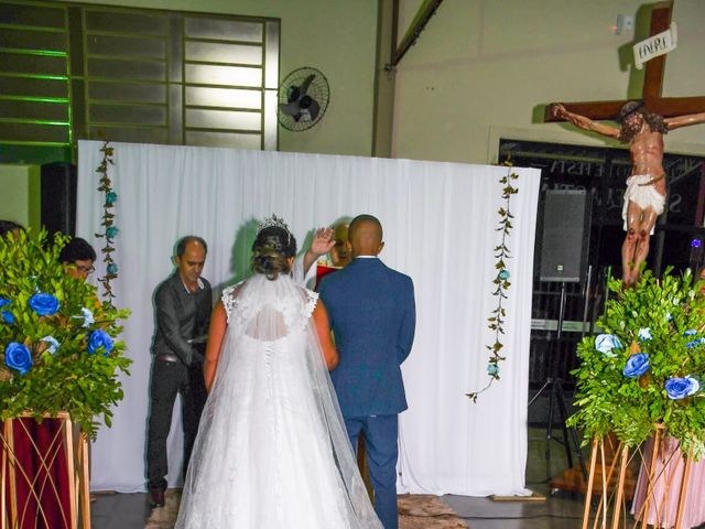 O casamento de Wellington  e Juli  em Itobi, São Paulo Estado 9