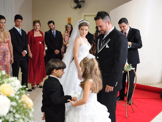 O casamento de Michell Marchi e Daniele Marchi em Campo Mourão, Paraná 26