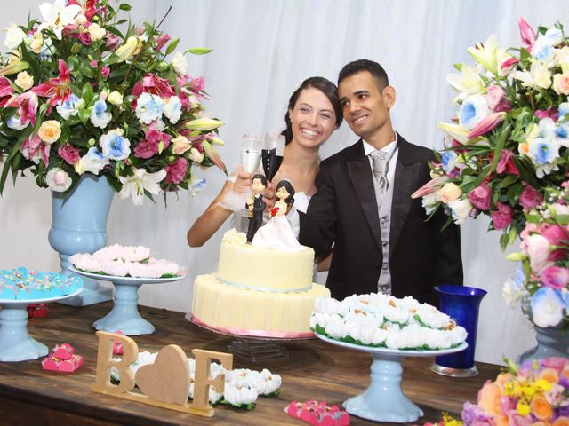 O casamento de Fernando e Bruna em Cotia, São Paulo Estado 1