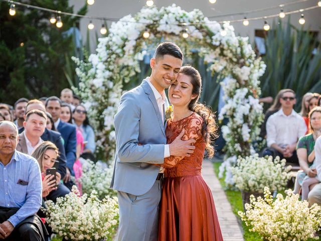 O casamento de Jonatas e Rebeka em Curitiba, Paraná 30