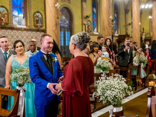 O casamento de Fernando e Larissa em São José dos Pinhais, Paraná 46