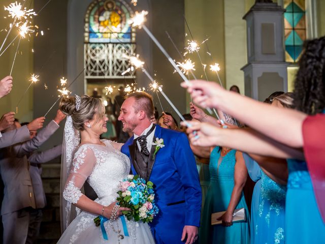 O casamento de Fernando e Larissa em São José dos Pinhais, Paraná 84