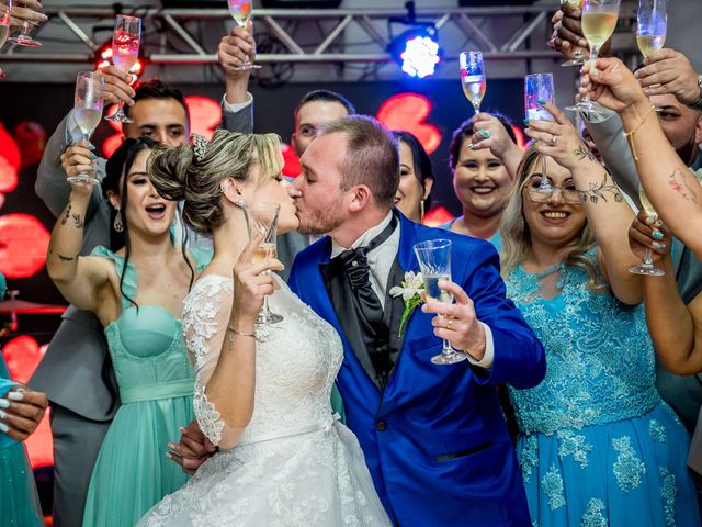 O casamento de Fernando e Larissa em São José dos Pinhais, Paraná 1