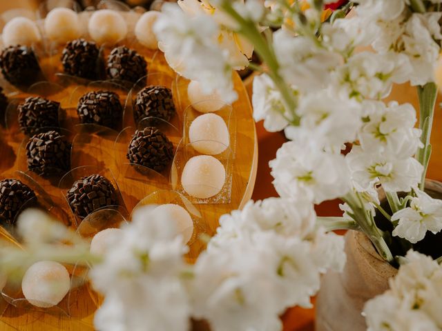 O casamento de THIAGO e FERNANDA em Porto Alegre, Rio Grande do Sul 54