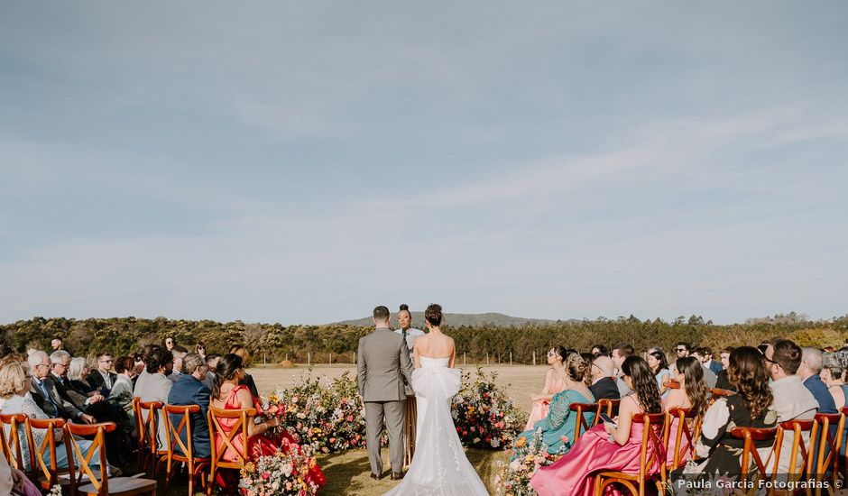O casamento de THIAGO e FERNANDA em Porto Alegre, Rio Grande do Sul
