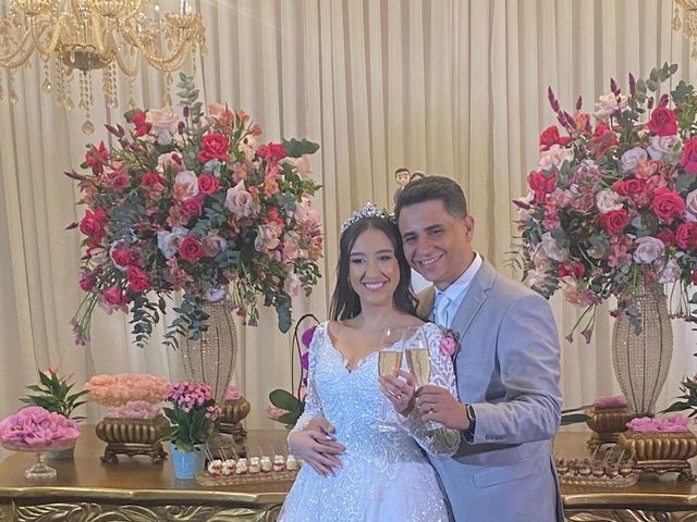 O casamento de Sandro  e Letícia em Belo Horizonte, Minas Gerais 14