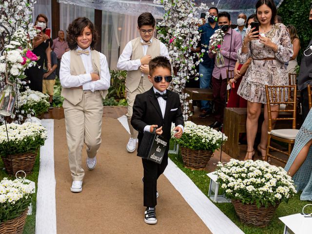 O casamento de Rene e Helen em Cotia, São Paulo Estado 42