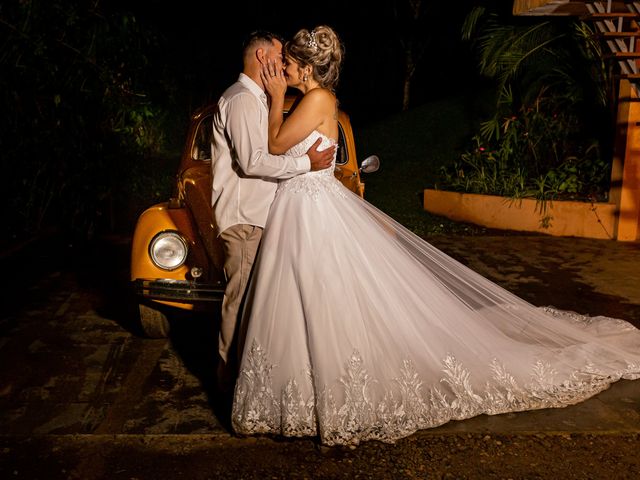 O casamento de Rene e Helen em Cotia, São Paulo Estado 64