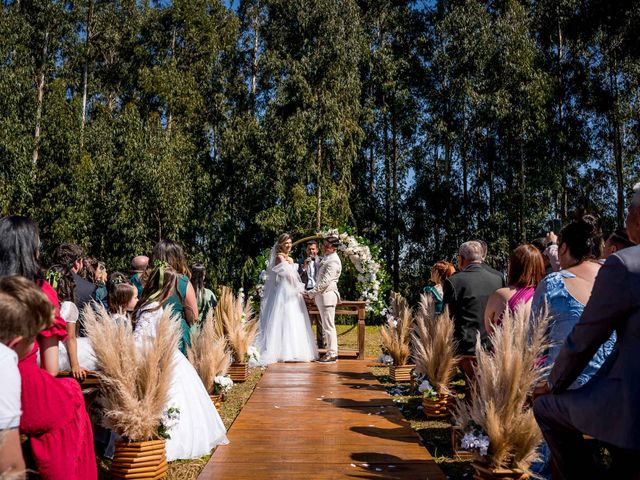 O casamento de Felipe e Emyli em Fazenda Rio Grande, Paraná 57
