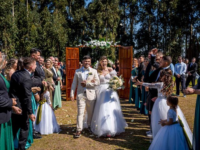 O casamento de Felipe e Emyli em Fazenda Rio Grande, Paraná 62