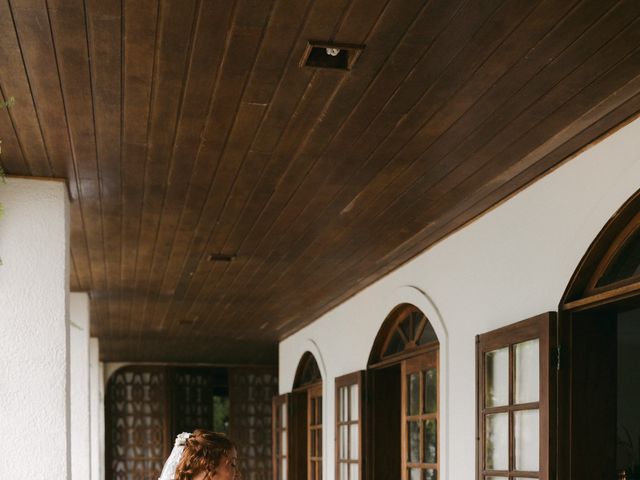 O casamento de LUCAS e RAIRA em Niterói, Rio de Janeiro 37