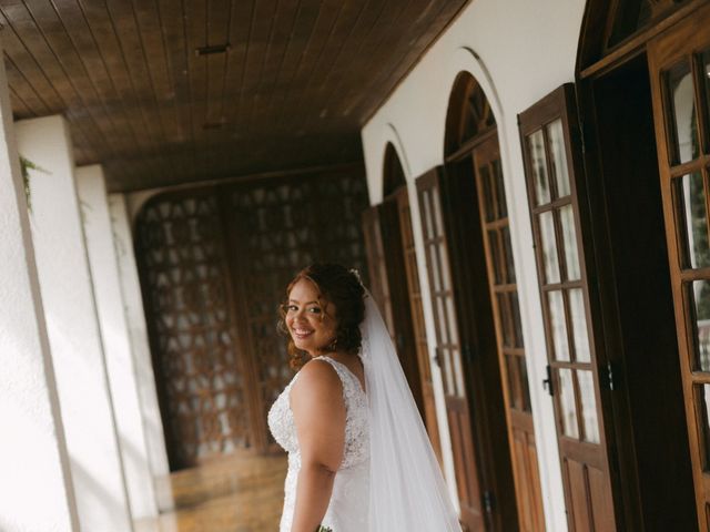 O casamento de LUCAS e RAIRA em Niterói, Rio de Janeiro 45