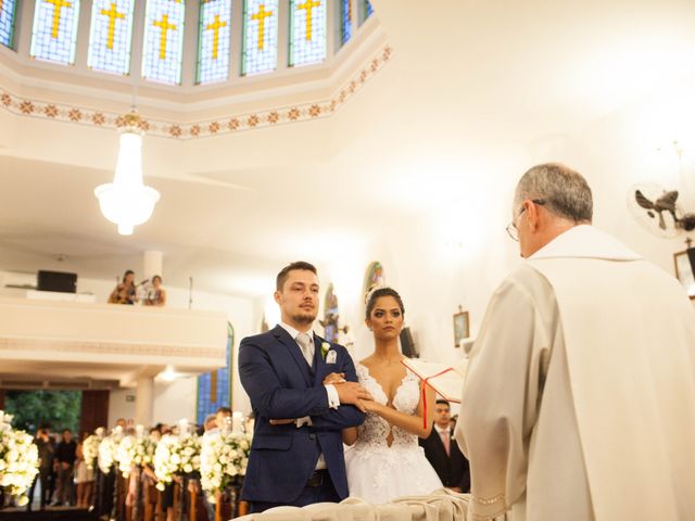 O casamento de Alvaro  e Camila  em Maringá, Paraná 15