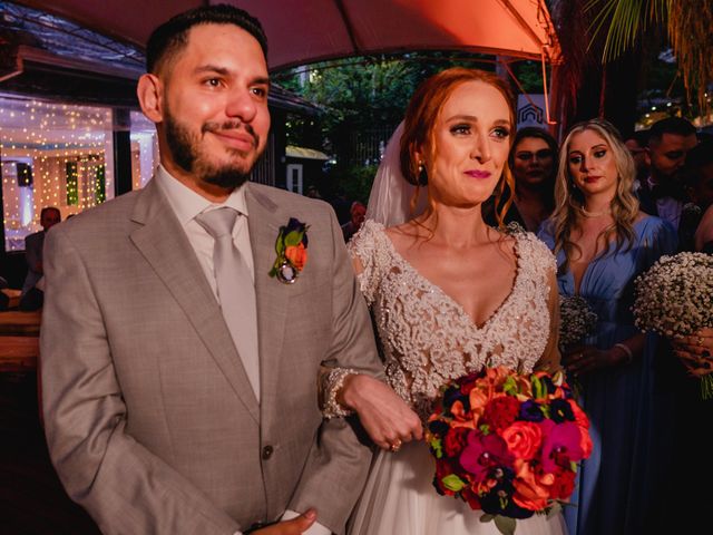 O casamento de Lucas e Nicole em Porto Alegre, Rio Grande do Sul 21