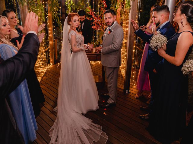 O casamento de Lucas e Nicole em Porto Alegre, Rio Grande do Sul 27