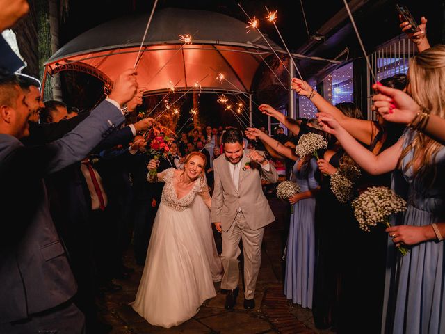 O casamento de Lucas e Nicole em Porto Alegre, Rio Grande do Sul 28