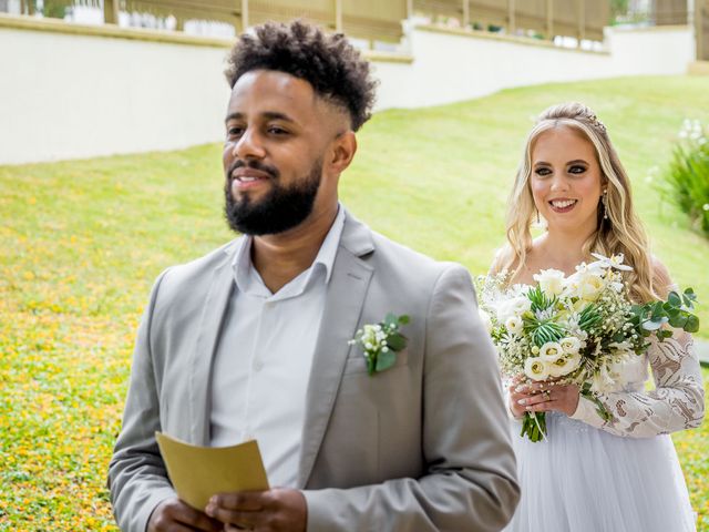 O casamento de Michael e Marina em Curitiba, Paraná 17