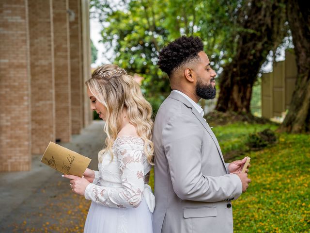 O casamento de Michael e Marina em Curitiba, Paraná 19