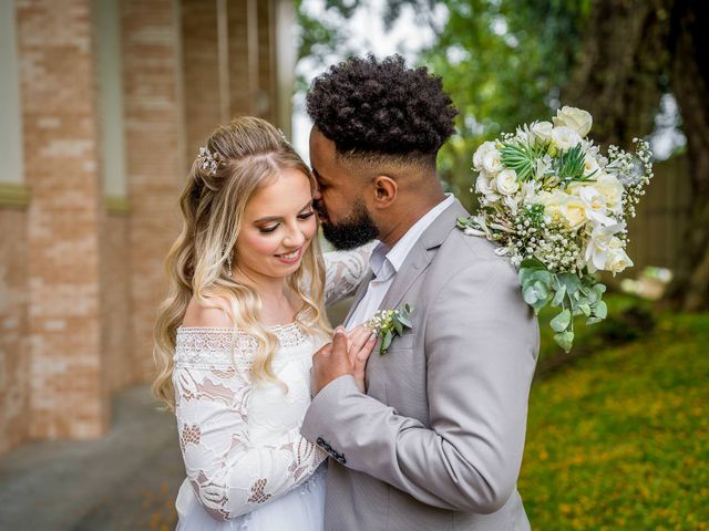 O casamento de Michael e Marina em Curitiba, Paraná 31