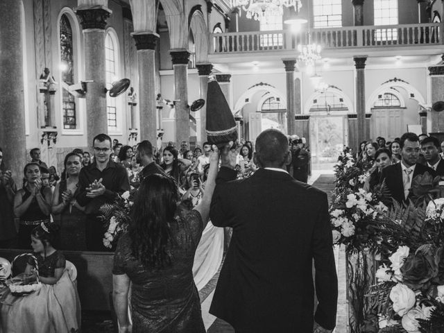 O casamento de Carlos e Viviane em Cipotânea, Minas Gerais 12