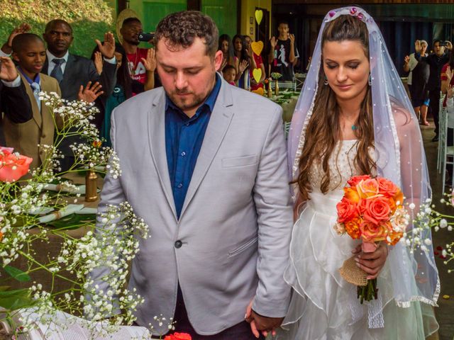 O casamento de Thiago e Lindy em São Lourenço da Serra, São Paulo 27