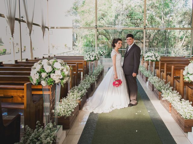 O casamento de Everton e Larissa em Mairiporã, São Paulo Estado 54
