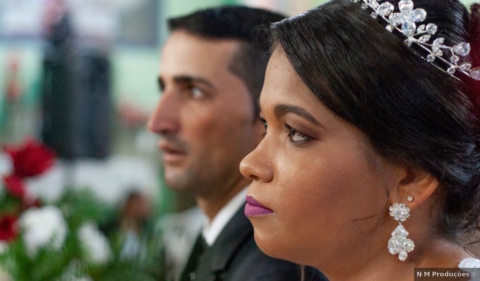 O casamento de Carlos e Viviane em Cipotânea, Minas Gerais