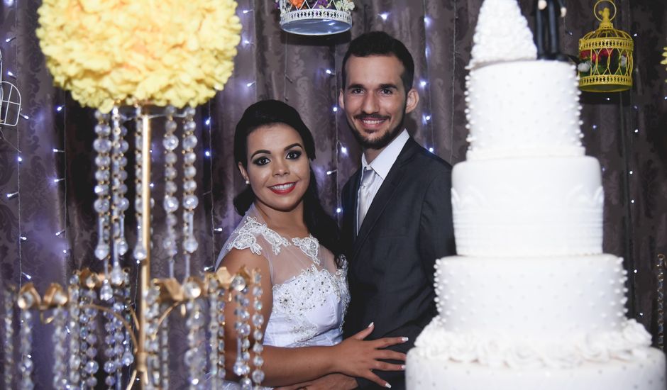 O casamento de Raiqui Douglas  e Glaubia  Talita  em Tangará da Serra, Mato Grosso