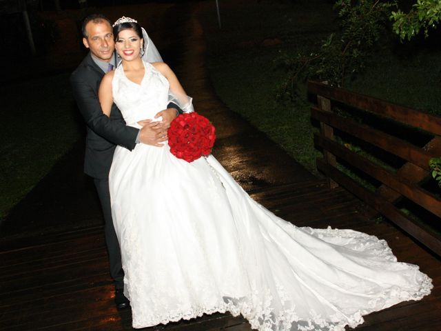 O casamento de Luiz e Danielle em Fazenda Rio Grande, Paraná 28